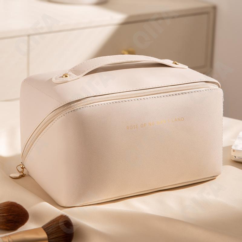 Женская Косметичка CC482_C12A-4