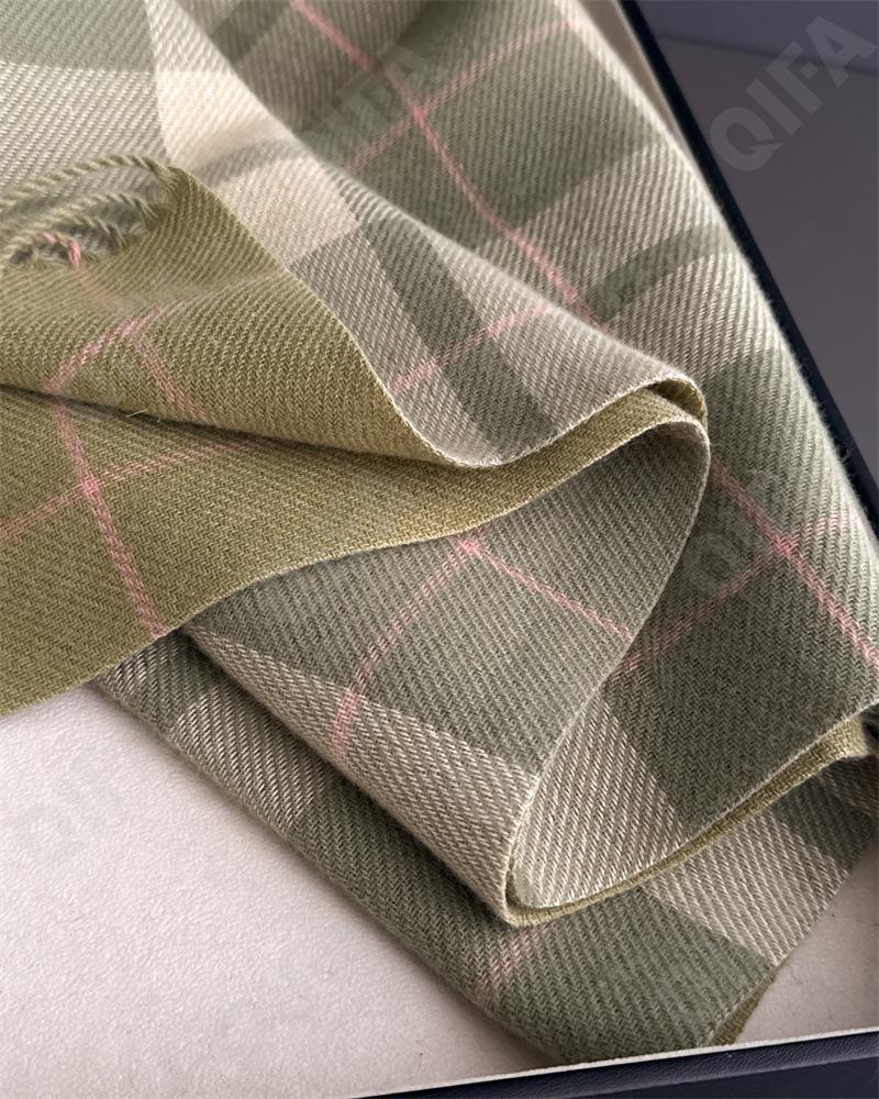 Женский Палантин CC4193_WT258-5 Женский Палантин CC4193_WT258-5