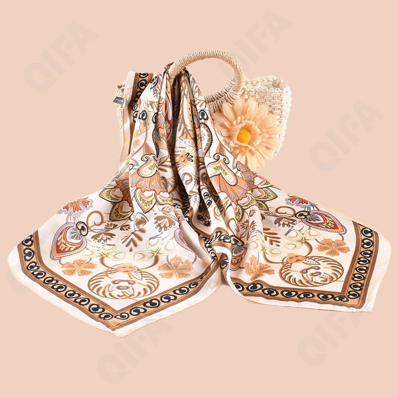 Женский Платок CC4230_DM70520-1 Женский Платок CC4230_DM70520-1