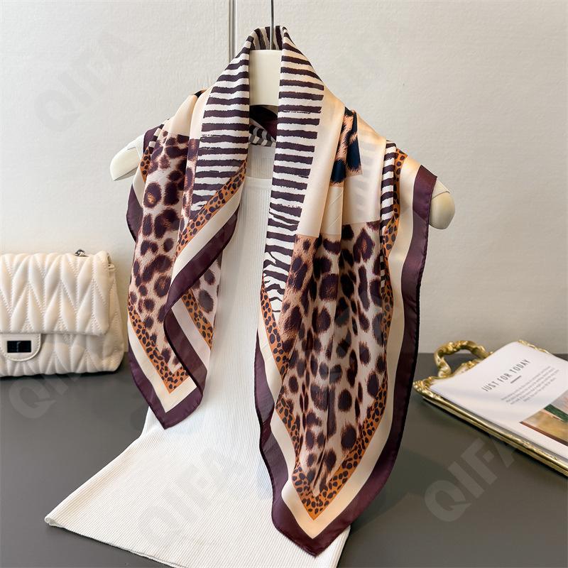 Женский Платок CC4193_FG112-1 Женский Платок CC4193_FG112-1