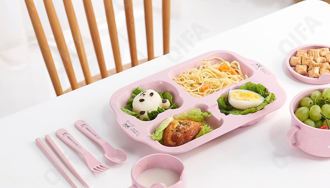 Детский набор для кормления (тарелка,  ложка и вилка) RC573_WJL6144-1