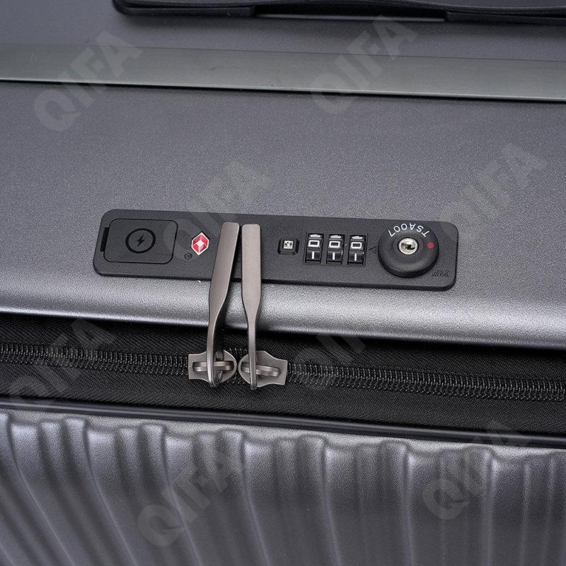 Женский Чемодан CC3220_YTKDJX-1