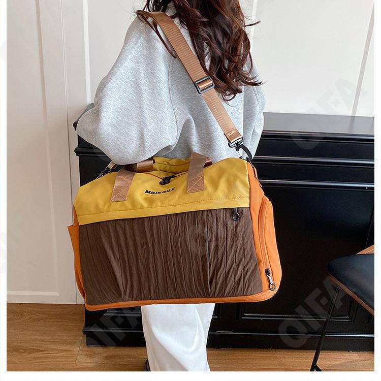 Женская Дорожная сумка CC5456_A56-1 Женская Дорожная сумка CC5456_A56-1