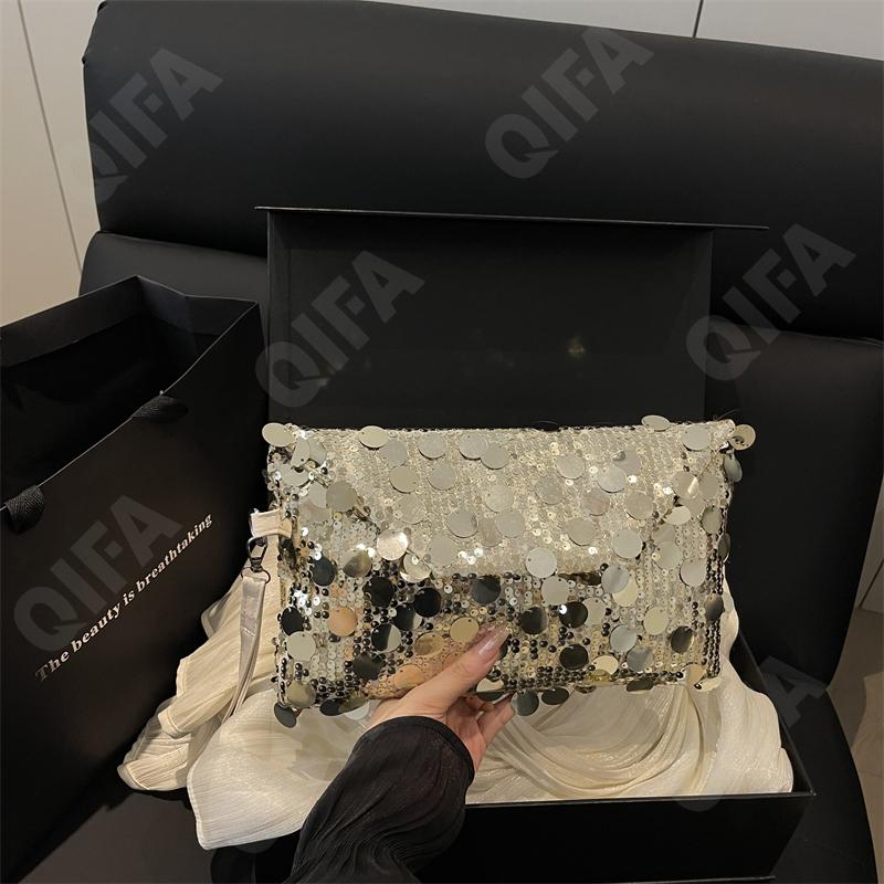 Женский Клатч CC1787_LX8758-1 Женский Клатч CC1787_LX8758-1