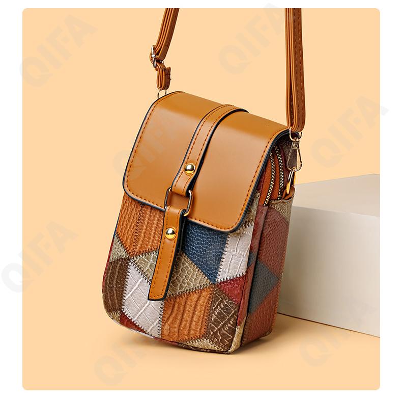 Женский Чехол для телефона CC4647_BLD709-1