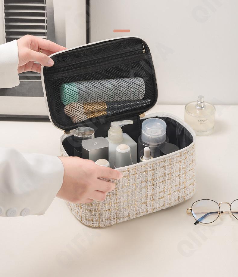 Женская Косметичка CC482_001-6