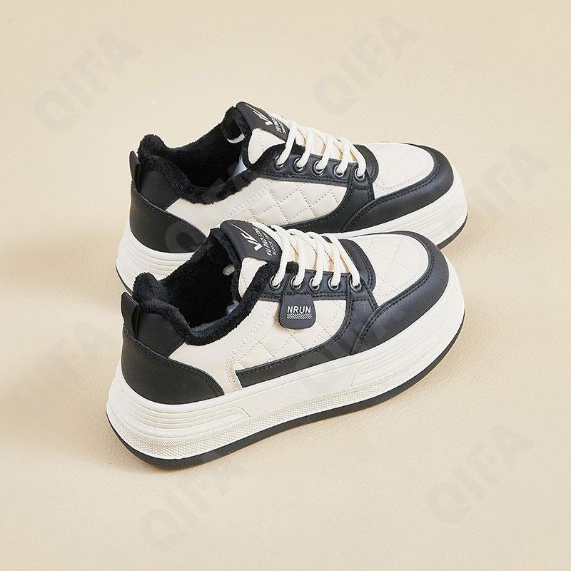 Женские Кроссовки