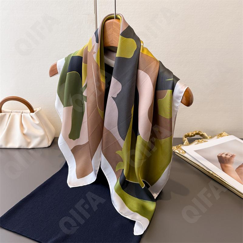 Женский Платок CC4193_FG130-1 Женский Платок CC4193_FG130-1