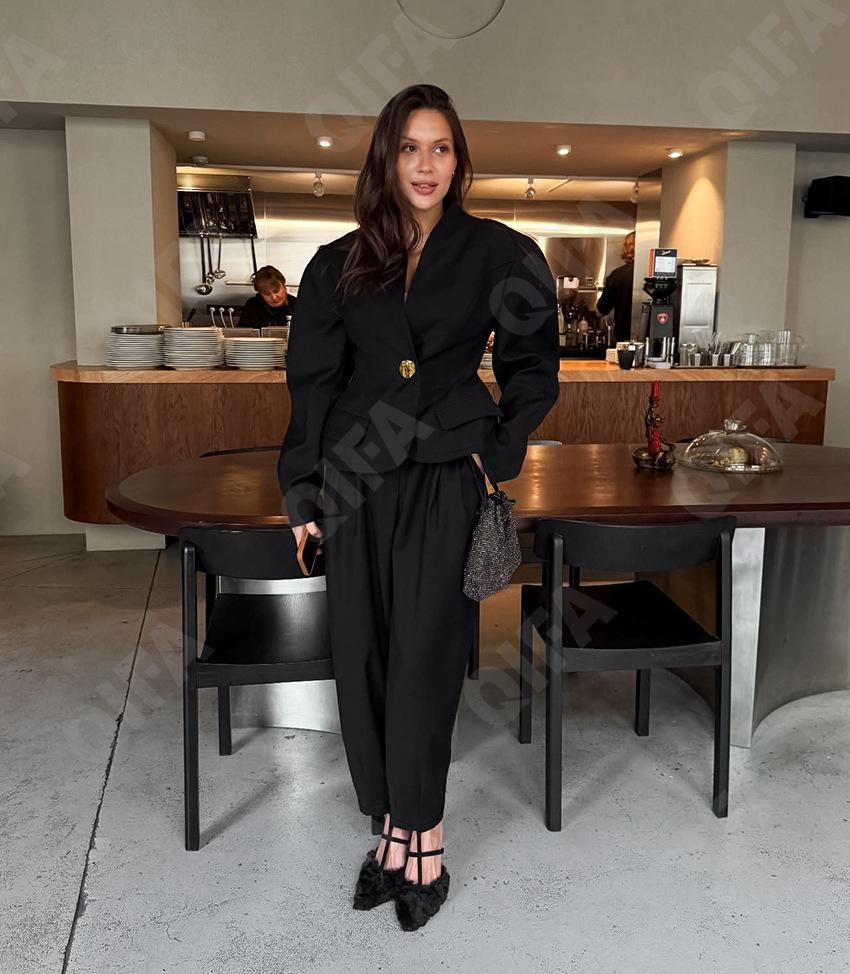 Женский Костюм с брюками CC5468_2TZ9477_252_1778_47 Женский Костюм с брюками CC5468_2TZ9477_252_1778_47