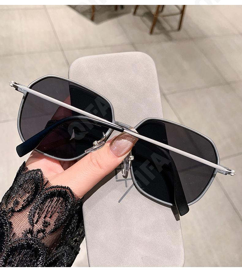 Женские Солнцезащитные очки CC4569_6086P-4