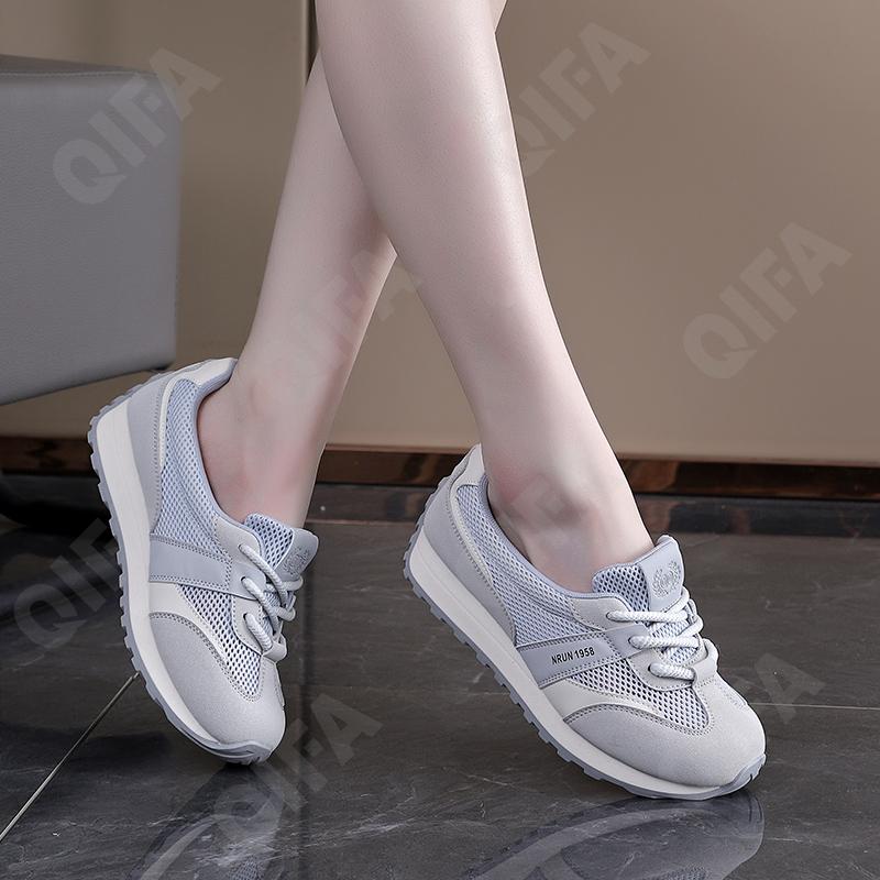 Женские Кроссовки