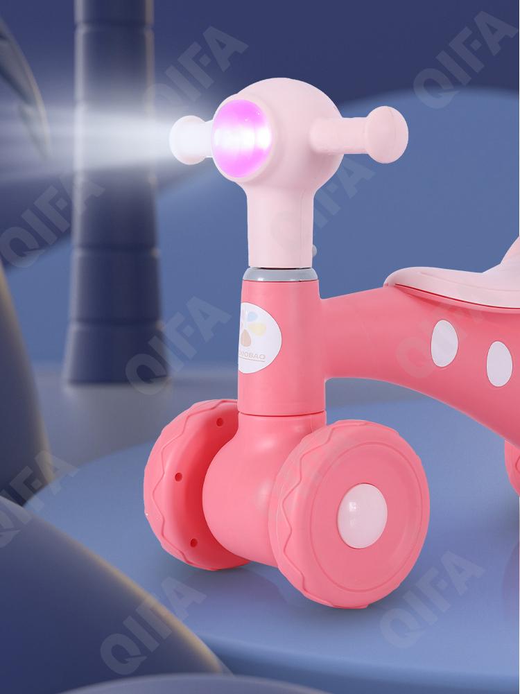 Детский Беговел CC3027_ZDB004_243_4924