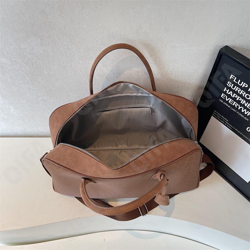 Женская Дорожная сумка CC096_8319-1