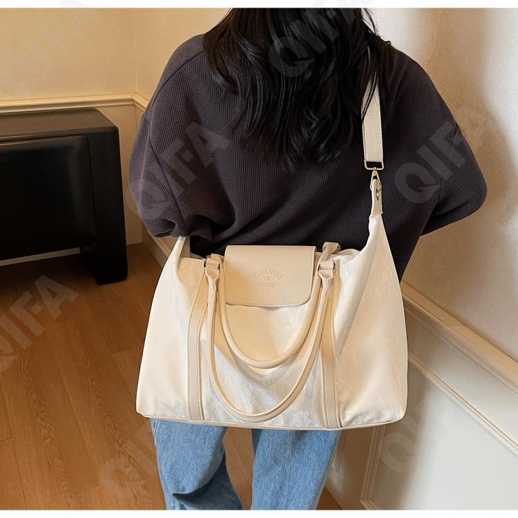 Женская Дорожная сумка CC5456_A42-4