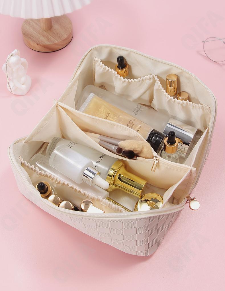 Женская Косметичка CC2621_HRS019-5