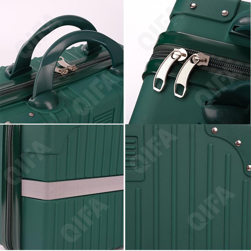 Мужской Чемодан CC4530_QF-305A-1 Мужской Чемодан CC4530_QF-305A-1