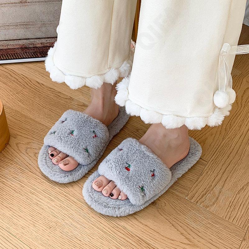 Женские Тапочки