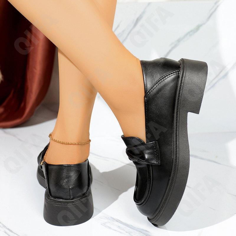 Женские Лоферы