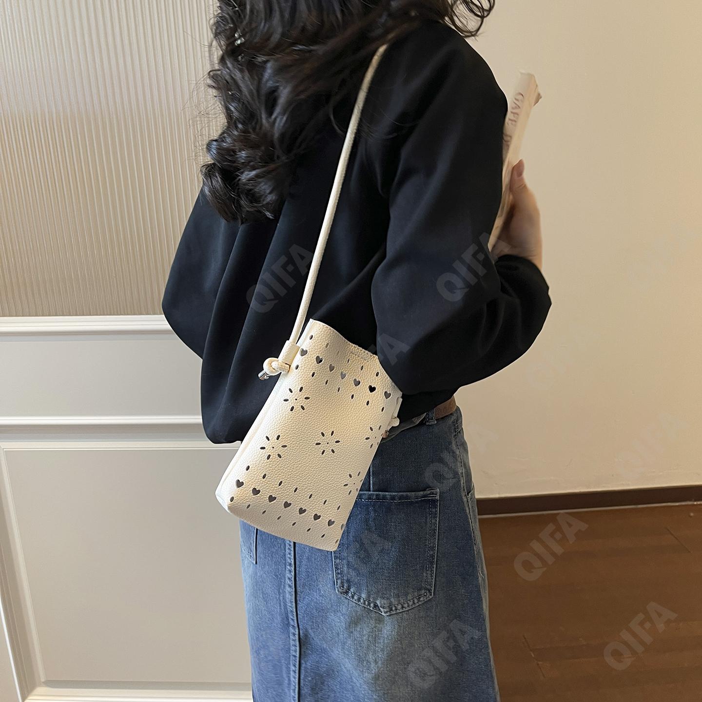 Женский Чехол для телефона CC2985_3261-1