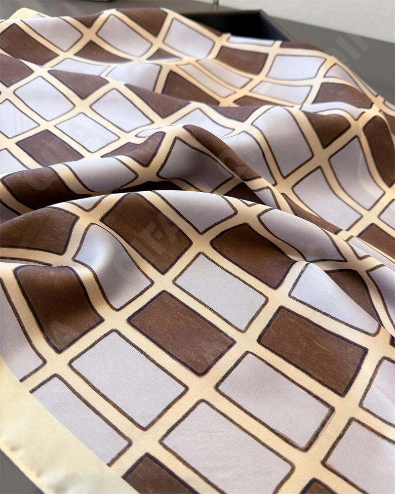 Женский Платок CC4193_FG123-1 Женский Платок CC4193_FG123-1