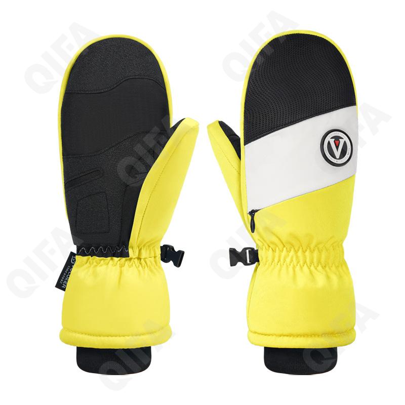 Женские Варежки