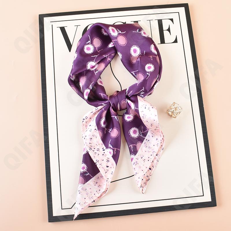 Женский Платок CC4230_DM70521-1 Женский Платок CC4230_DM70521-1