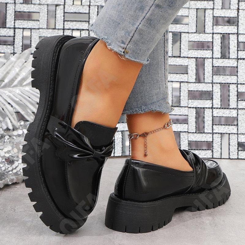 Женские Лоферы