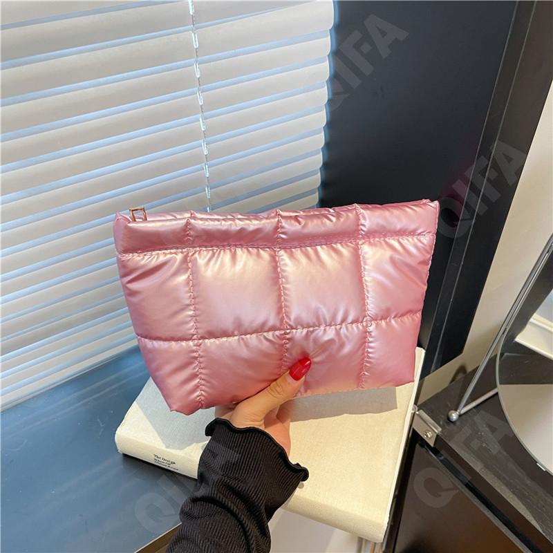 Женский Клатч CC1787_NIU9510-1 Женский Клатч CC1787_NIU9510-1