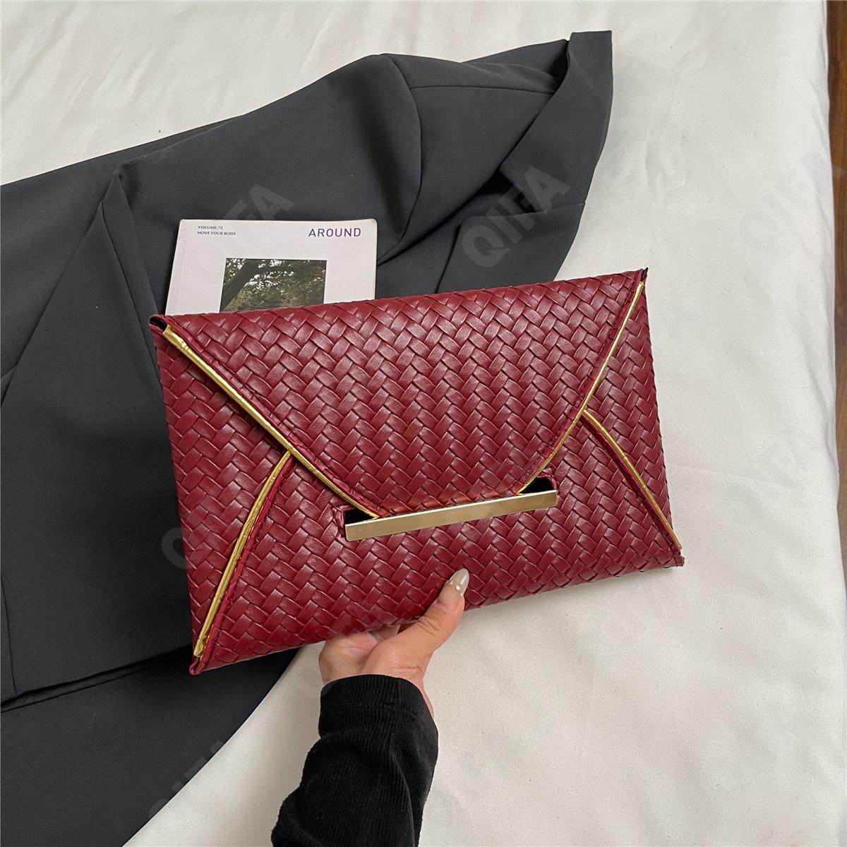 Женский Клатч CC423_11815-1 Женский Клатч CC423_11815-1