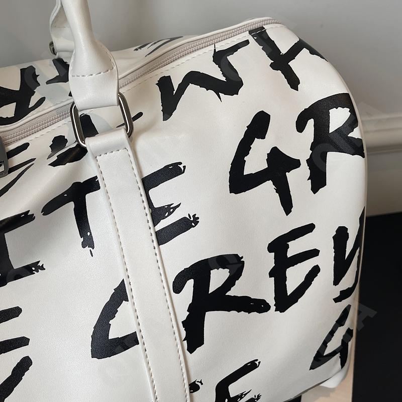 Женская Дорожная сумка CC096_8377-1