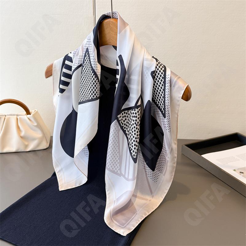 Женский Платок CC4193_FG128-1 Женский Платок CC4193_FG128-1