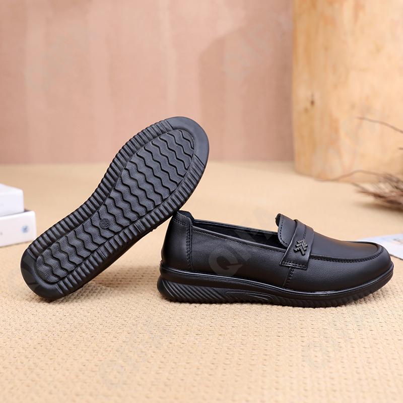 Женские Лоферы