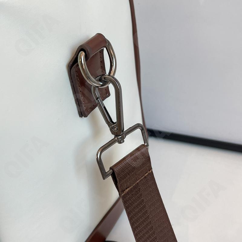 Женская Дорожная сумка CC096_2936-1