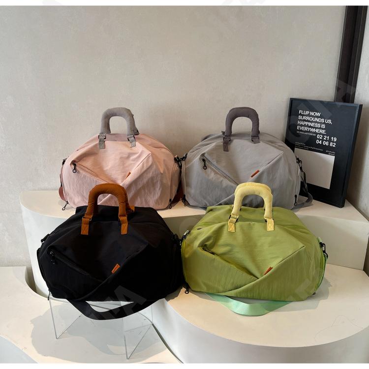 Женская Дорожная сумка CC5456_A60-1