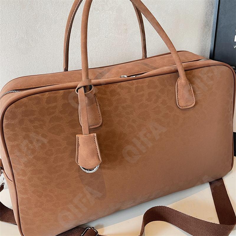 Женская Дорожная сумка CC096_8319-1