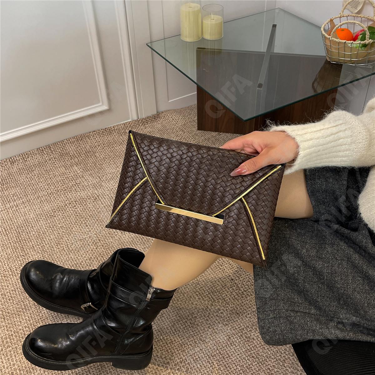 Женский Клатч CC423_11815-1 Женский Клатч CC423_11815-1