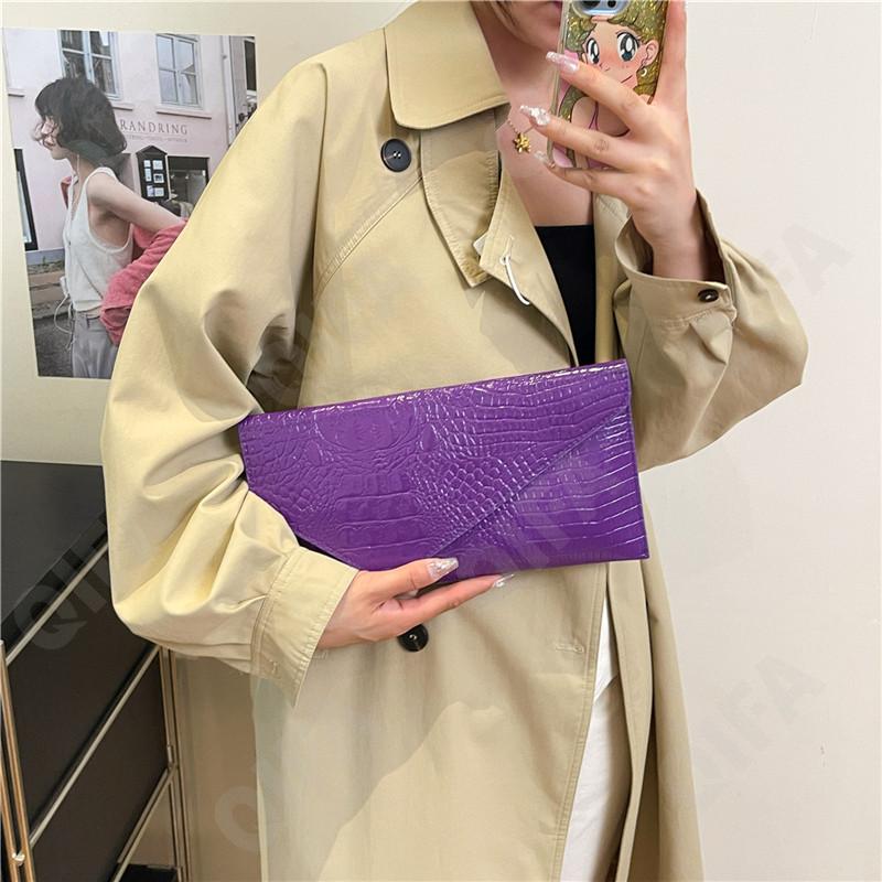 Женский Клатч CC1787_NIU8618-1 Женский Клатч CC1787_NIU8618-1