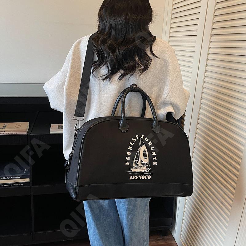 Женская Дорожная сумка CC096_8368-1