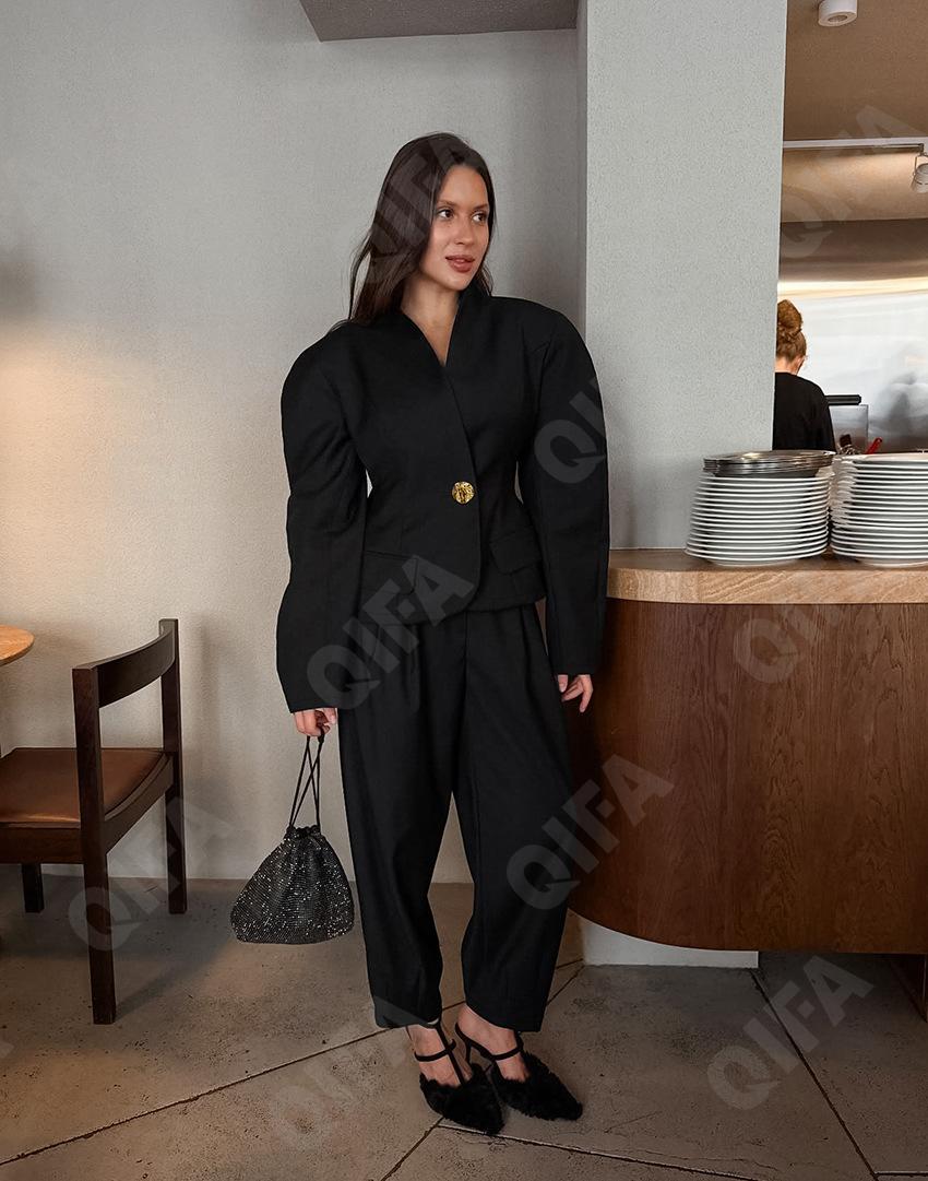 Женский Костюм с брюками CC5468_2TZ9477_252_1778_47 Женский Костюм с брюками CC5468_2TZ9477_252_1778_47