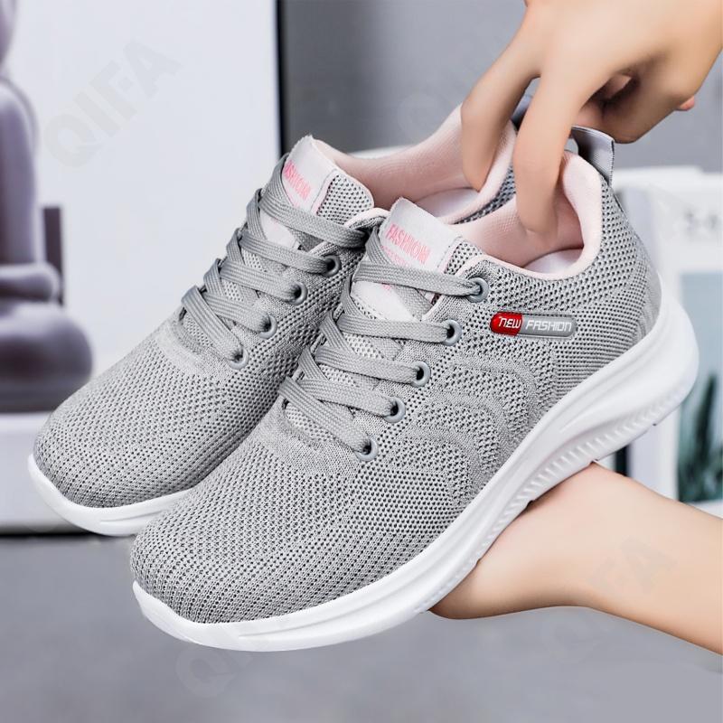 Женские Кроссовки