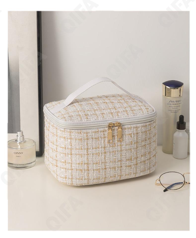 Женская Косметичка CC482_001-6