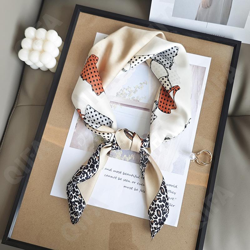 Женский Платок CC4594_70FJ454-3 Женский Платок CC4594_70FJ454-3