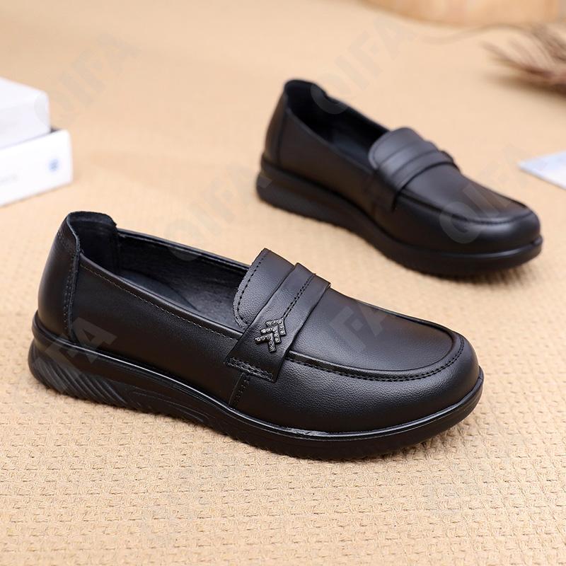 Женские Лоферы