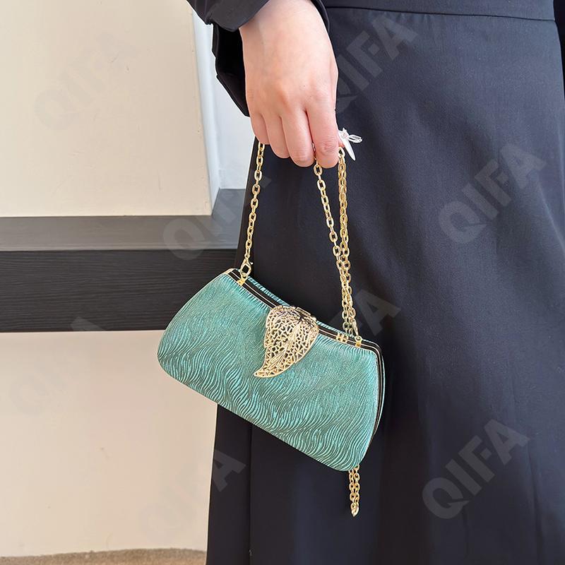 Женский Клатч CC3005_RP8102-1 Женский Клатч CC3005_RP8102-1