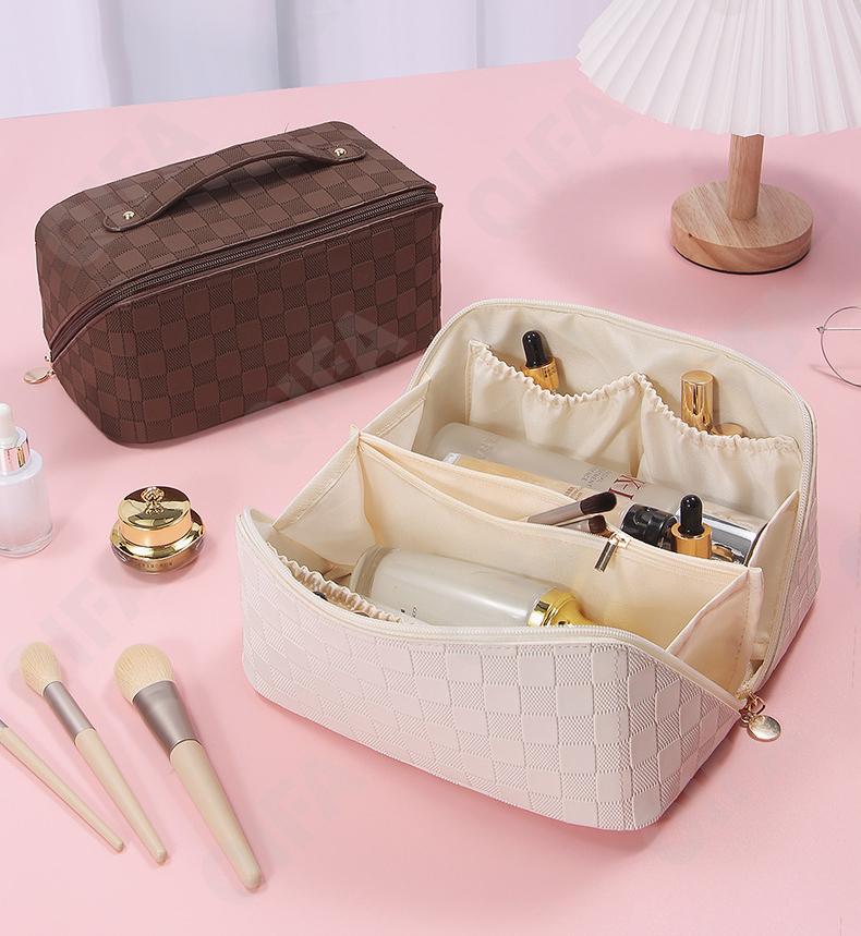 Женская Косметичка CC2621_HRS019-5