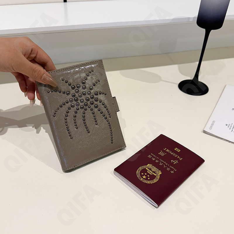 Женская Обложка на документы CC036_2210-1