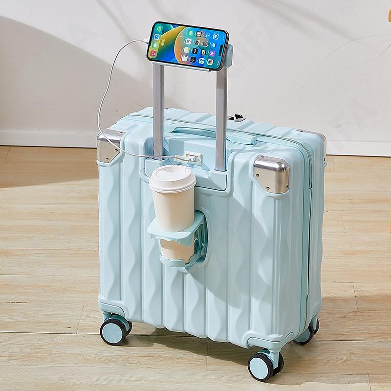 Женский Чемодан