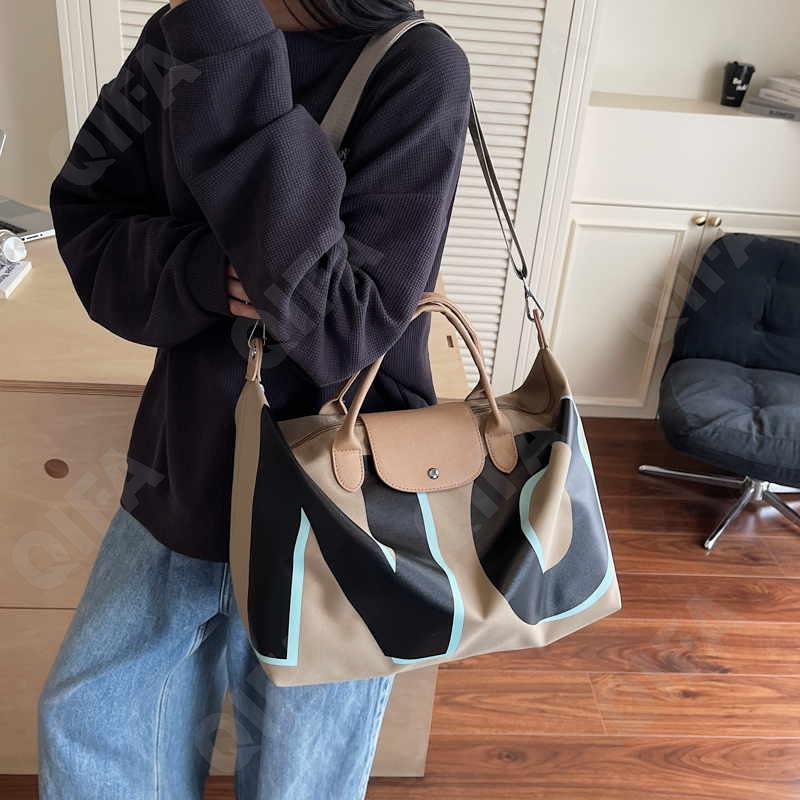 Женская Дорожная сумка CC096_8208-1