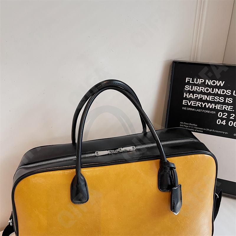 Женская Дорожная сумка CC096_8309-1 Женская Дорожная сумка CC096_8309-1