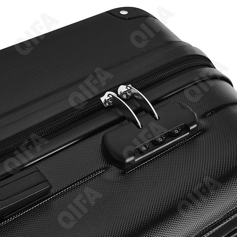 Женский Чемодан CC4530_QF-010-5 Женский Чемодан CC4530_QF-010-5